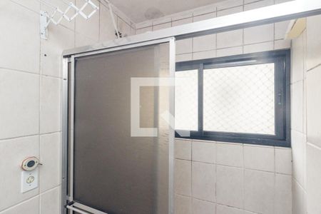 Banheiro de kitnet/studio para alugar com 1 quarto, 29m² em Sé, São Paulo