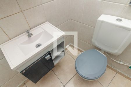 Banheiro de kitnet/studio para alugar com 1 quarto, 29m² em Sé, São Paulo