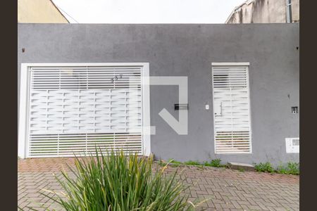 Casa à venda com 256m², 3 quartos e 3 vagasFachada