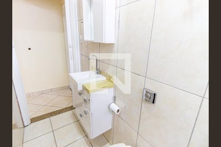 Casa à venda com 256m², 3 quartos e 3 vagasBanheiro da Suíte