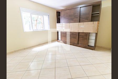 Casa à venda com 256m², 3 quartos e 3 vagasSuíte