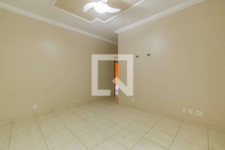 Casa à venda com 1000m², 6 quartos e 7 vagasSuíte