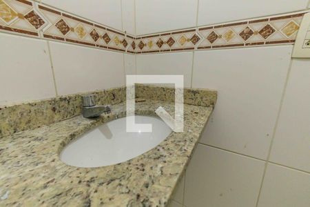 Casa à venda com 1000m², 6 quartos e 7 vagasAnexo Banheiro