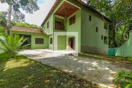 Casa à venda com 1000m², 6 quartos e 7 vagasQuintal