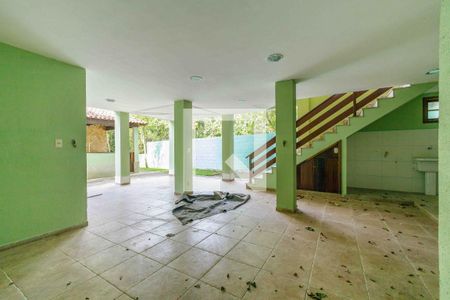 Casa à venda com 1000m², 6 quartos e 7 vagasQuintal