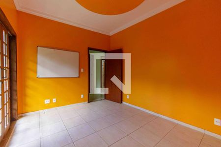 Casa à venda com 1000m², 6 quartos e 7 vagasQuarto 2