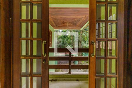 Casa à venda com 1000m², 6 quartos e 7 vagasQuarto 1 Varanda