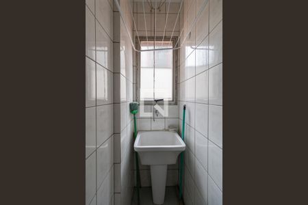 Apartamento para alugar com 60m², 2 quartos e 1 vaga Apartamento para alugar com 60m², 2 quartos e 1 vagaCozinha e Área de Serviço