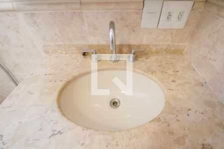 Apartamento para alugar com 83m², 2 quartos e 1 vagaBanheiro da Suíte