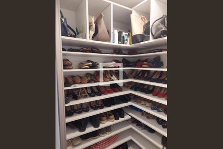 Apartamento à venda com 80m², 2 quartos e 2 vagasFoto 01