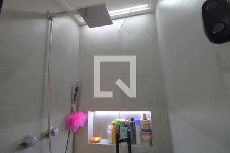 Apartamento à venda com 46m², 2 quartos e 1 vagaChuveiro