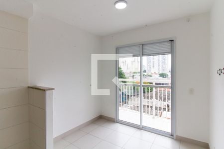 Apartamento à venda com 32m², 2 quartos e sem vaga Apartamento à venda com 32m², 2 quartos e sem vagaSala