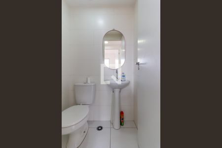 Apartamento à venda com 32m², 2 quartos e sem vaga Apartamento à venda com 32m², 2 quartos e sem vagaBanheiro