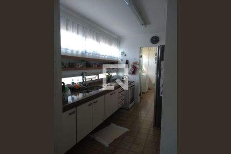 Apartamento à venda com 140m², 3 quartos e 2 vagasFoto 02