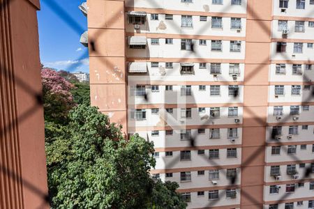 Sala de apartamento para alugar com 2 quartos, 60m² em Santa Rosa, Niterói