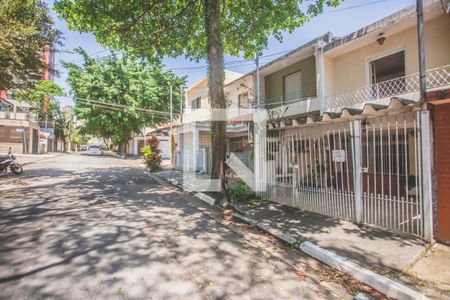 Casa à venda com 680m², 2 quartos e 1 vagaFachada