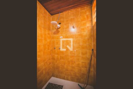 Casa à venda com 680m², 2 quartos e 1 vagaBanheiro