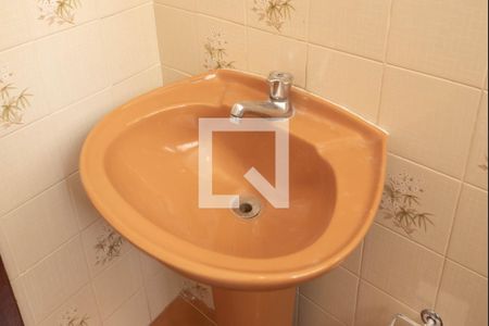 Casa à venda com 217m², 3 quartos e 4 vagasEscritório - Banheiro