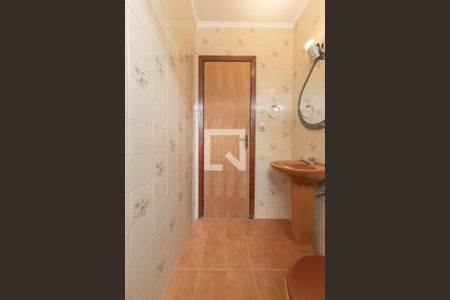 Casa à venda com 217m², 3 quartos e 4 vagasEscritório - Banheiro