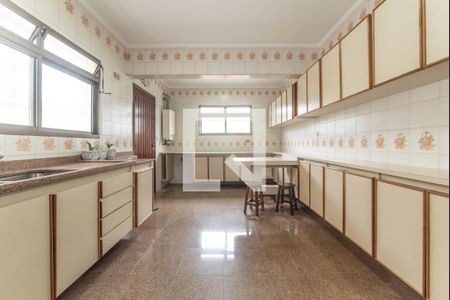 Casa à venda com 217m², 3 quartos e 4 vagasCozinha