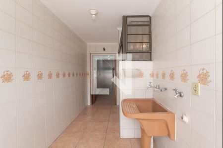 Casa à venda com 217m², 3 quartos e 4 vagasLavanderia