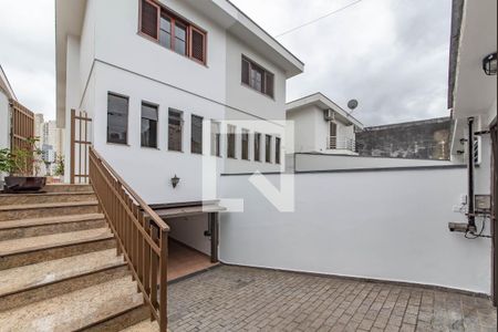 Casa à venda com 217m², 3 quartos e 4 vagasEntrada