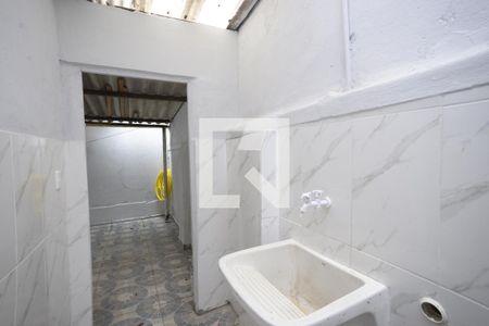 Casa para alugar com 80m², 2 quartos e 1 vagaÁrea de Serviço