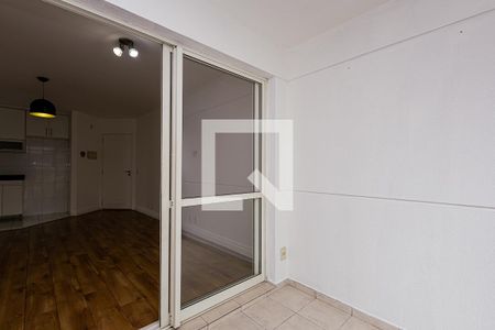 Apartamento para alugar com 54m², 2 quartos e 1 vaga Apartamento para alugar com 54m², 2 quartos e 1 vagaVaranda