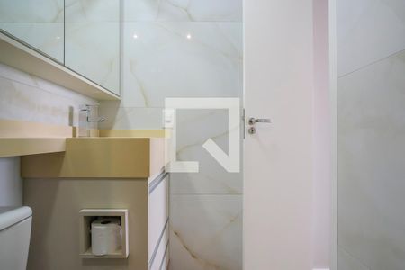 Apartamento à venda com 74m², 3 quartos e 2 vagasBanheiro da suíte