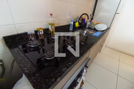 Apartamento à venda com 46m², 2 quartos e 1 vaga Apartamento à venda com 46m², 2 quartos e 1 vagaCozinha e Área de Serviço