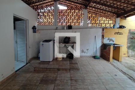 Casa à venda com 664m², 6 quartos e 2 vagasCasa 3 - Área de Serviço