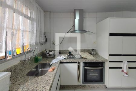 Casa à venda com 664m², 6 quartos e 2 vagasCozinha