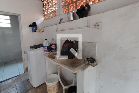 Casa à venda com 664m², 6 quartos e 2 vagasCasa 3 - Área de Serviço