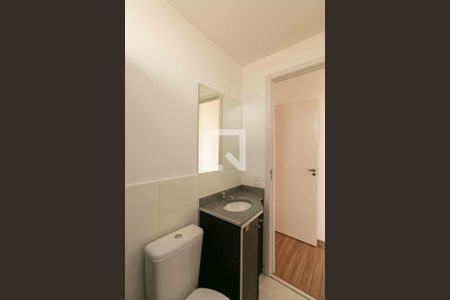 Apartamento para alugar com 69m², 2 quartos e 1 vaga Apartamento para alugar com 69m², 2 quartos e 1 vagaBanheiro da Suíte