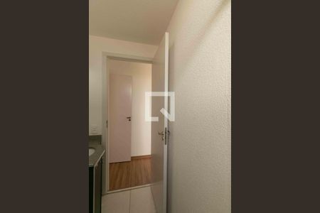 Apartamento para alugar com 69m², 2 quartos e 1 vaga Apartamento para alugar com 69m², 2 quartos e 1 vagaBanheiro da Suíte