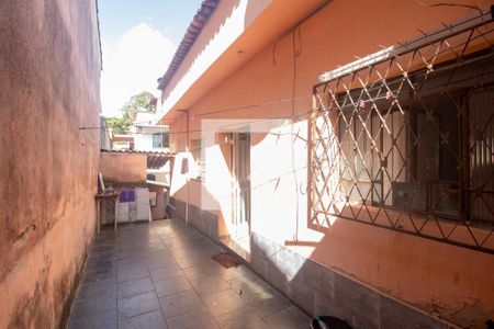 Casa à venda com 720m², 3 quartos e 6 vagasÁrea externa