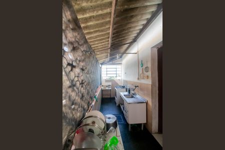 Casa à venda com 720m², 3 quartos e 6 vagasCozinha e Área de Serviço