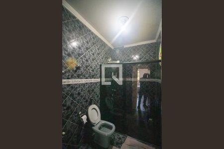 Casa à venda com 720m², 3 quartos e 6 vagasBanheiro Social