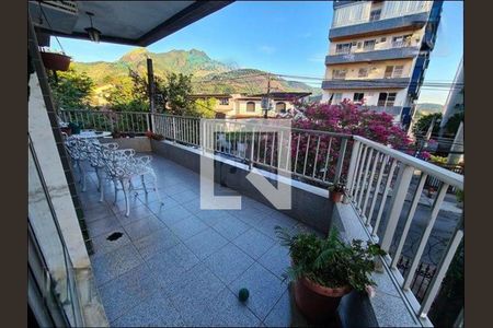 Apartamento à venda com 181m², 3 quartos e 1 vaga