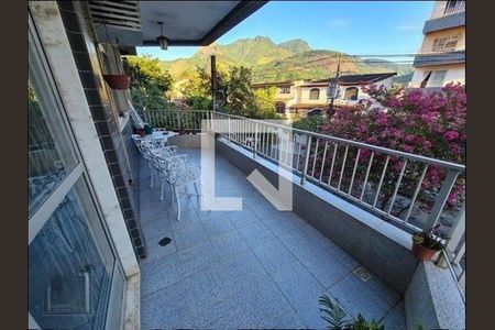 Apartamento à venda com 181m², 3 quartos e 1 vaga