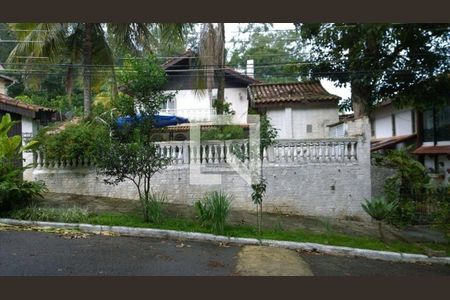 Casa à venda com 367m², 4 quartos e 4 vagas