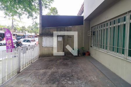 Casa à venda com 231m², 4 quartos e 3 vagas Casa à venda com 231m², 4 quartos e 3 vagasGaragem