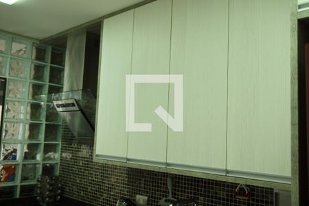 Apartamento à venda com 72m², 2 quartos e 2 vagasCozinha - Armários