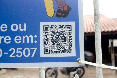 Casa à venda com 366m², 5 quartos e 4 vagasQR Code 3PRS200/59