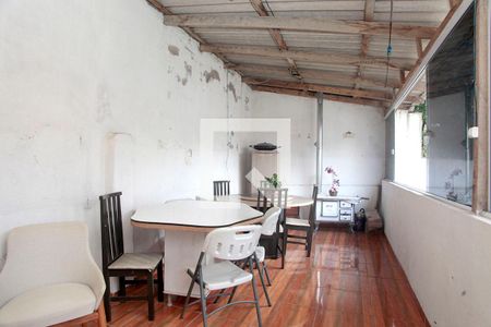 Casa à venda com 366m², 5 quartos e 4 vagasÁrea Gourmet