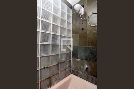 Casa à venda com 366m², 5 quartos e 4 vagasBanheiro 3