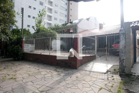 Casa à venda com 366m², 5 quartos e 4 vagasFachada
