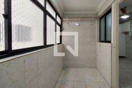 Apartamento para alugar com 138m², 3 quartos e 1 vagaÁrea de Serviço