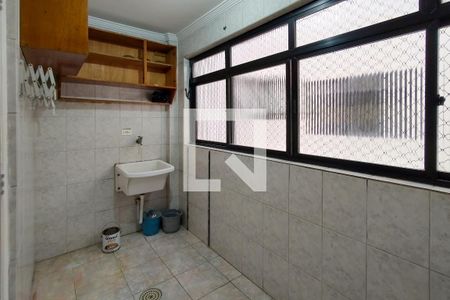 Apartamento para alugar com 138m², 3 quartos e 1 vagaÁrea de Serviço