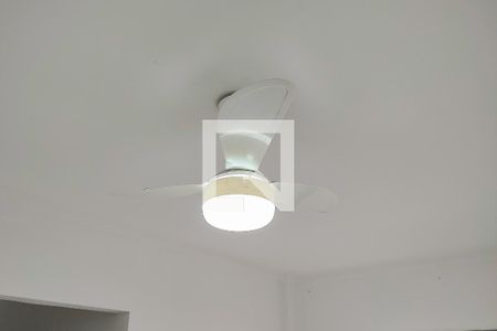 Sala de apartamento para alugar com 3 quartos, 138m² em Vila Tupi, Praia Grande